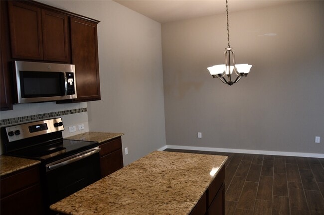 Building Photo - 106 Wickersham