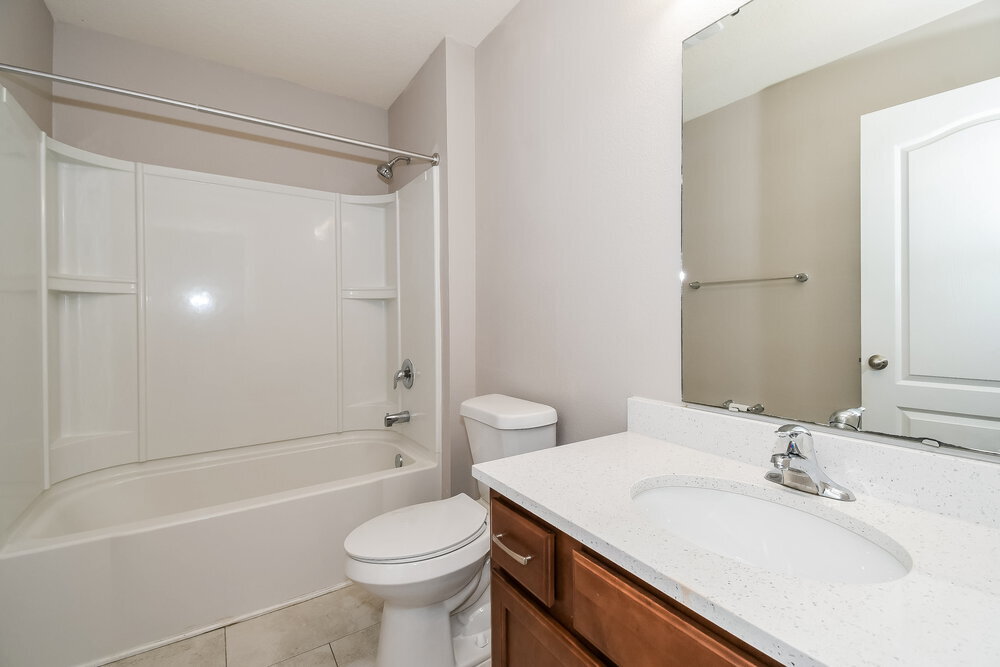 Building Photo - 2035 Pebble Point Dr