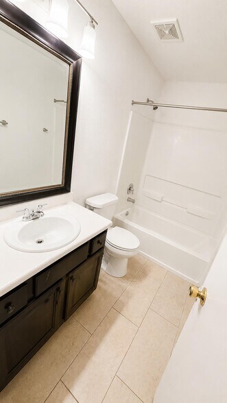 Building Photo - 20724 Patriot Park Ln