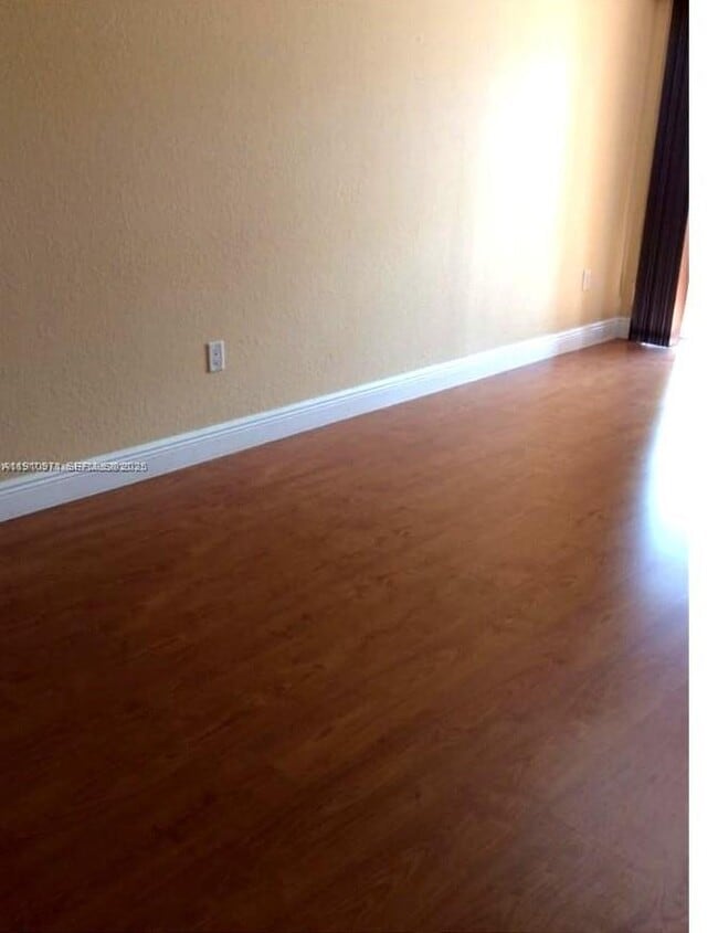 Building Photo - 15689 SW 106th Ln