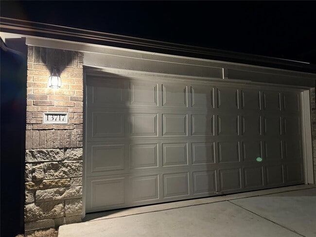 Building Photo - 13717 Thomas Wheeler Wy