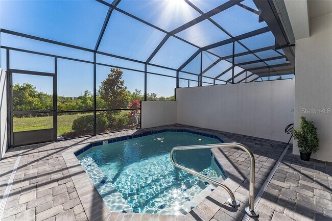 Building Photo - 490 Captiva Dr