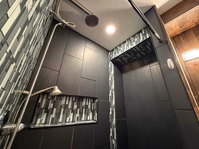 Building Photo - 780 Curfew St