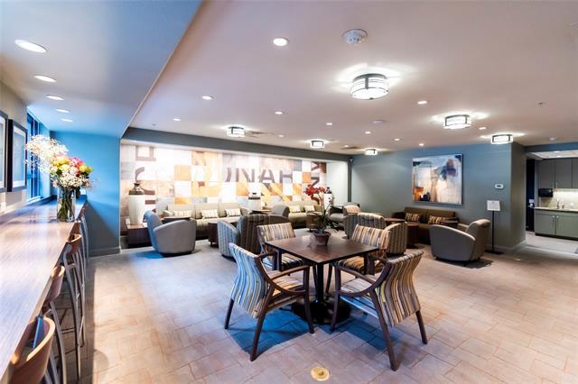 Building Photo - 330 E Las Colinas Blvd