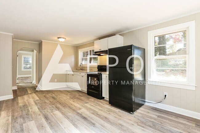 Building Photo - 1308 Madison St