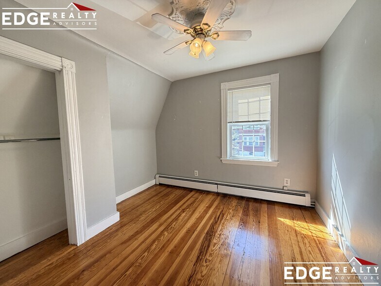 Building Photo - 135 Nonantum St