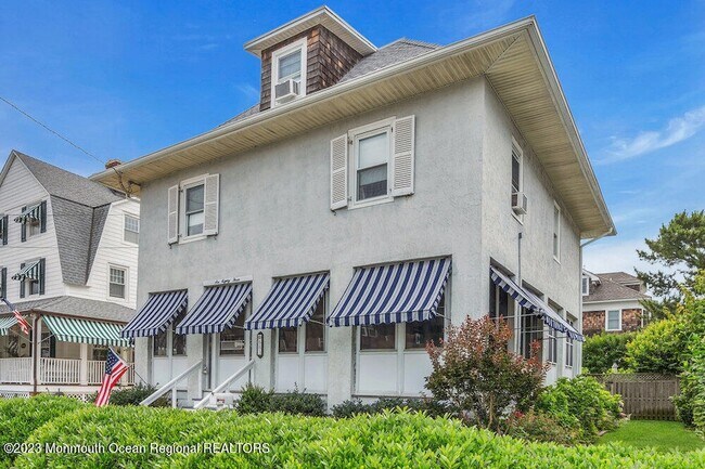 Building Photo - 683 Main Ave