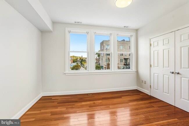 Building Photo - 1949 H St NE