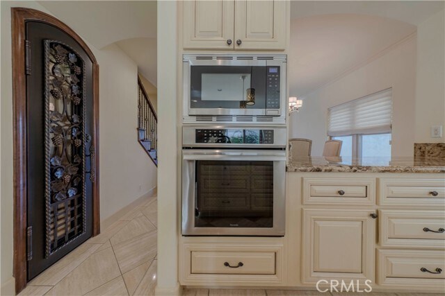 Building Photo - 525 15th St