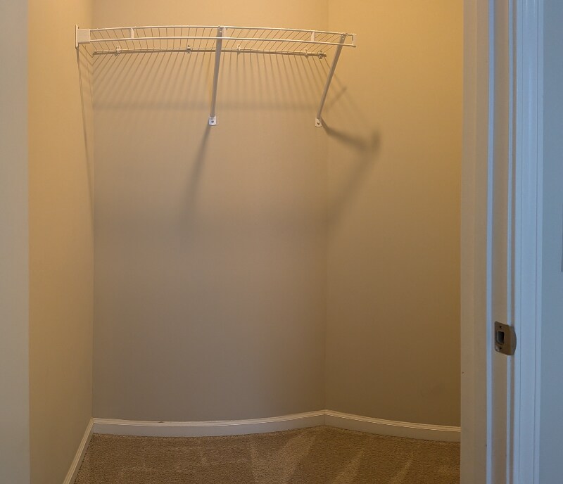 Building Photo - 115 Yorkshire Dr