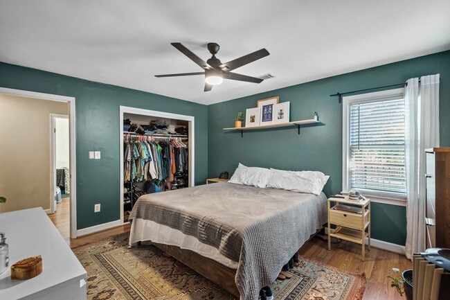 Building Photo - 4 Bedroom Home in Virginia Beach