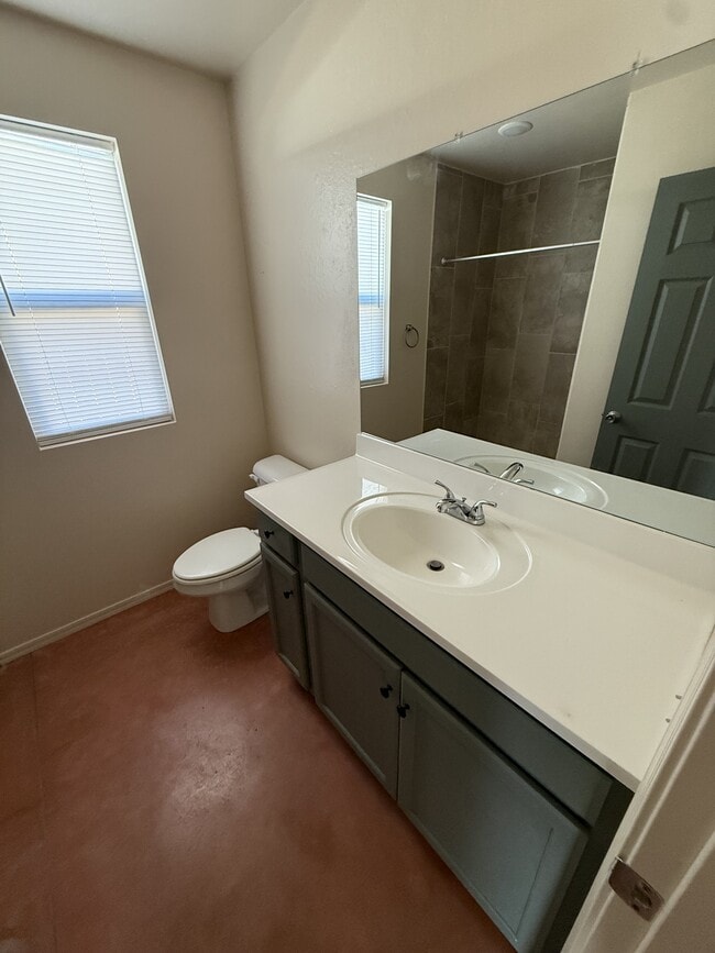 Building Photo - 1489 Church Dr