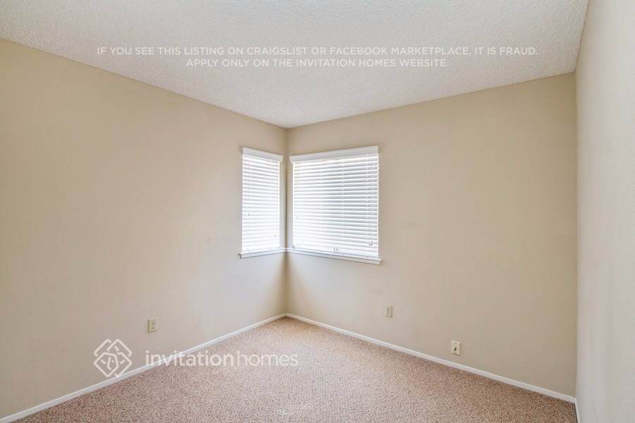 Building Photo - 6036 Sun Dial Way