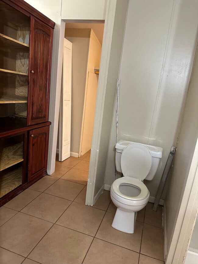 Building Photo - 16979 Pine Trail Dr