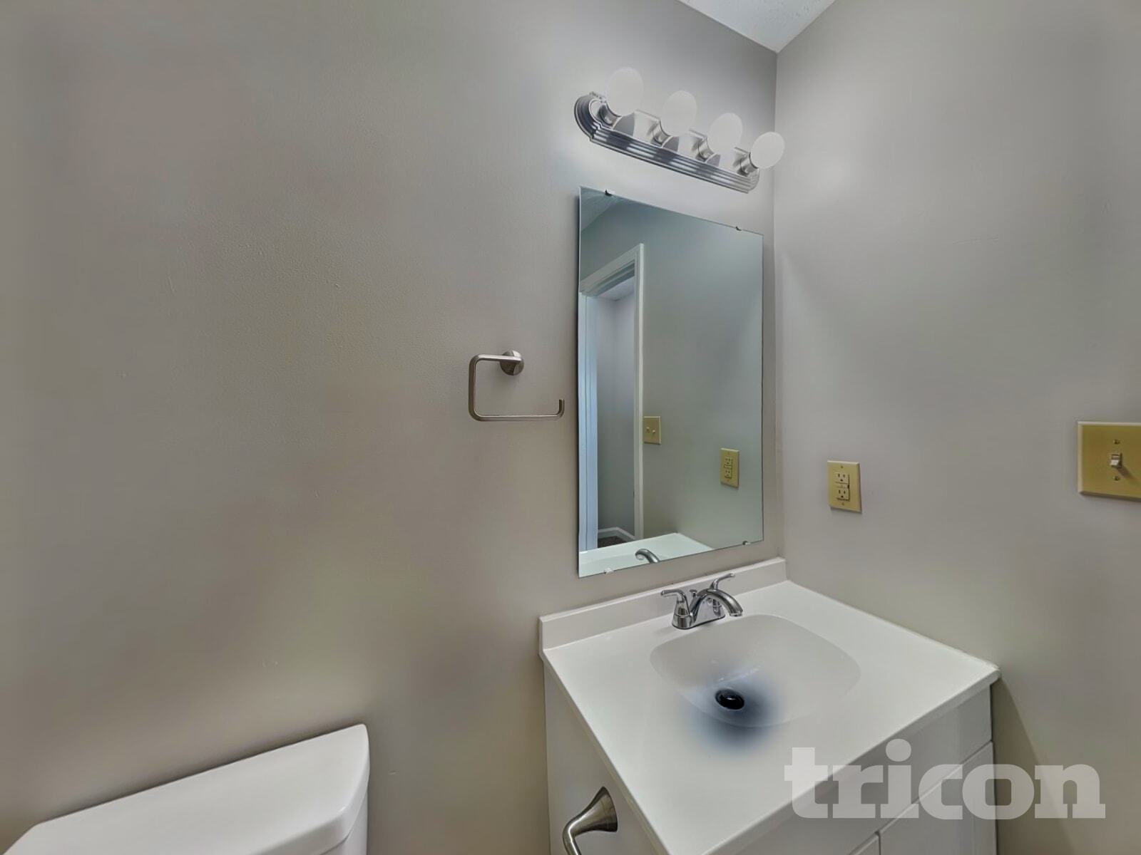 Building Photo - 5328 Waterton Lakes Dr