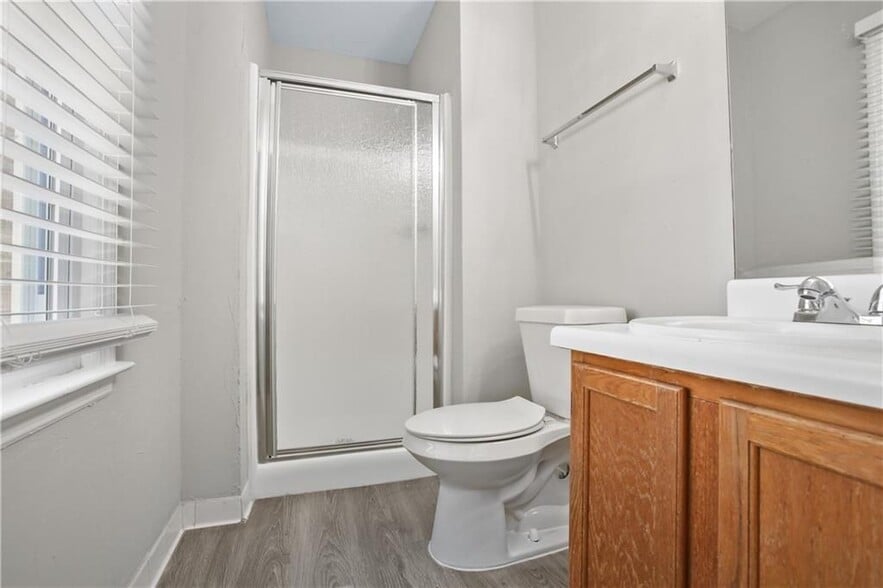 Building Photo - 124 Holcomb Ferry Rd