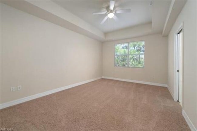 Building Photo - Move in ready 3 bedroom 2.5 bathroom townhome