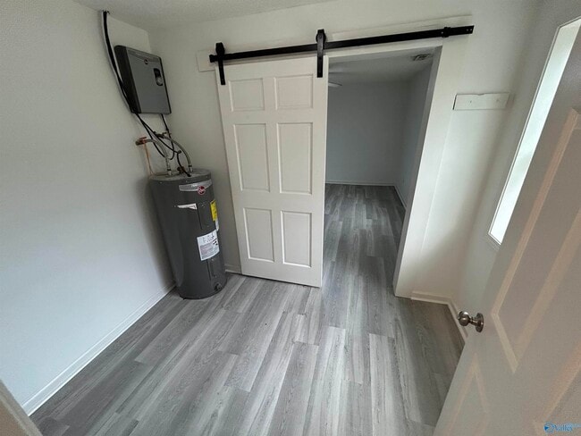 Building Photo - 2910 2nd Ave NW