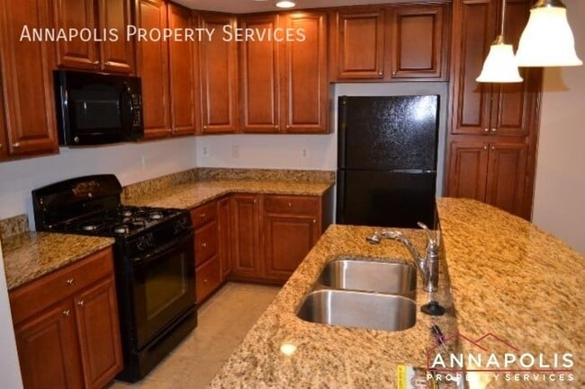 Building Photo - 1310 Cheswick Ln