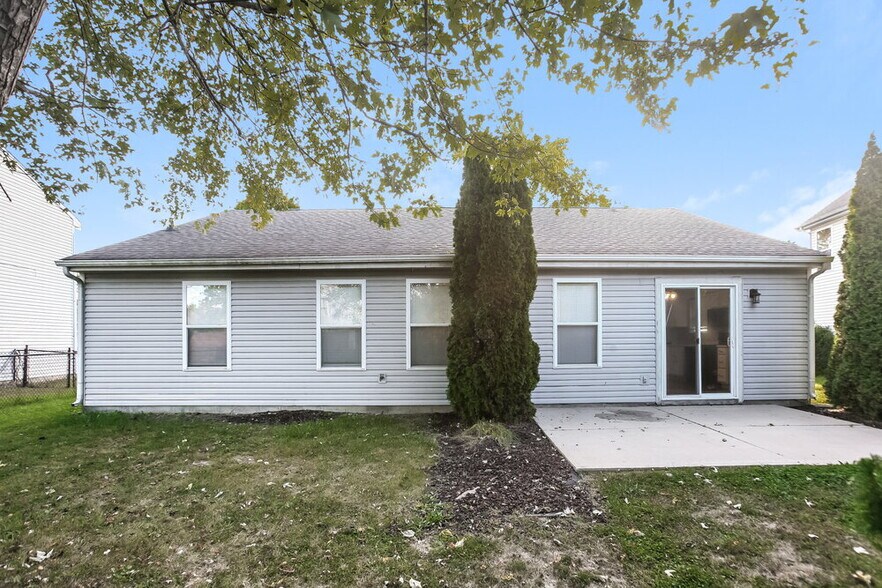 Building Photo - 5882 Glen Haven Blvd