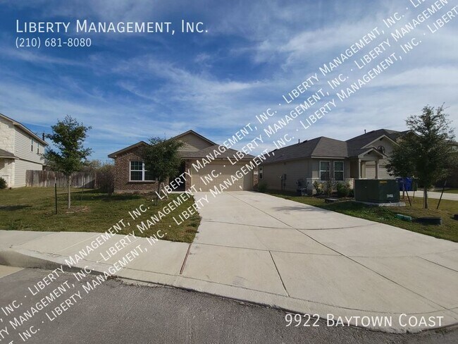 Building Photo - Charming One- Story Home On a GREENBELT LO...