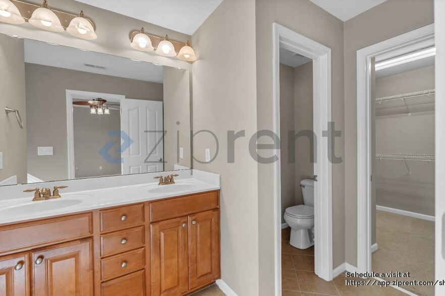 Building Photo - 237 Murray Glen Dr