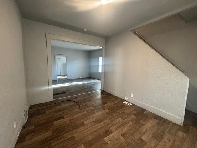 Building Photo - 4774 Belvidere St