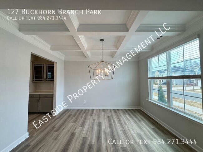 Building Photo - 127 Buckhorn Br Pk