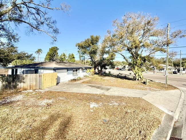 Building Photo - 5396 68th Way N