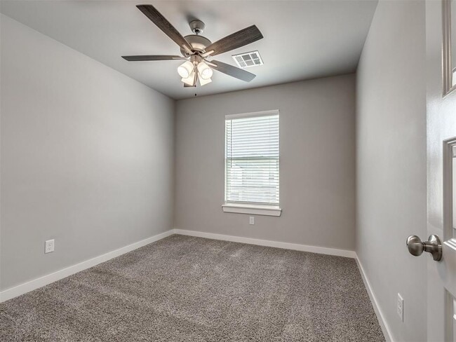 Building Photo - 8931 NW 109th Terrace