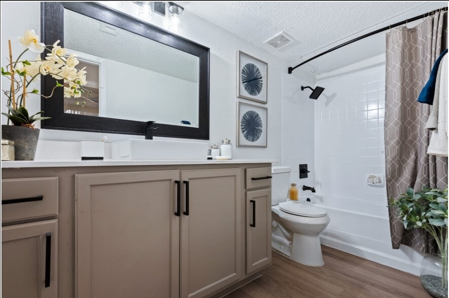 Building Photo - 12001 Metric Blvd