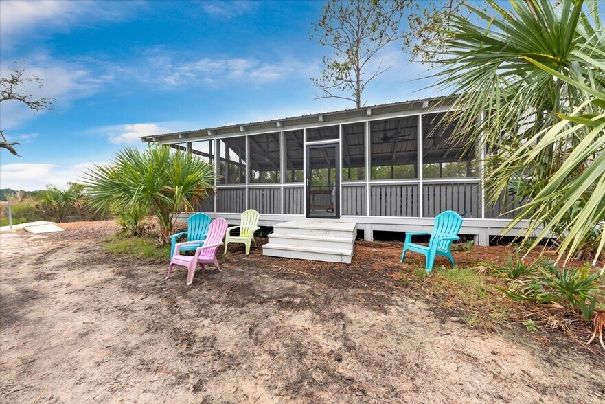 Building Photo - 804 Kings Oak Ct