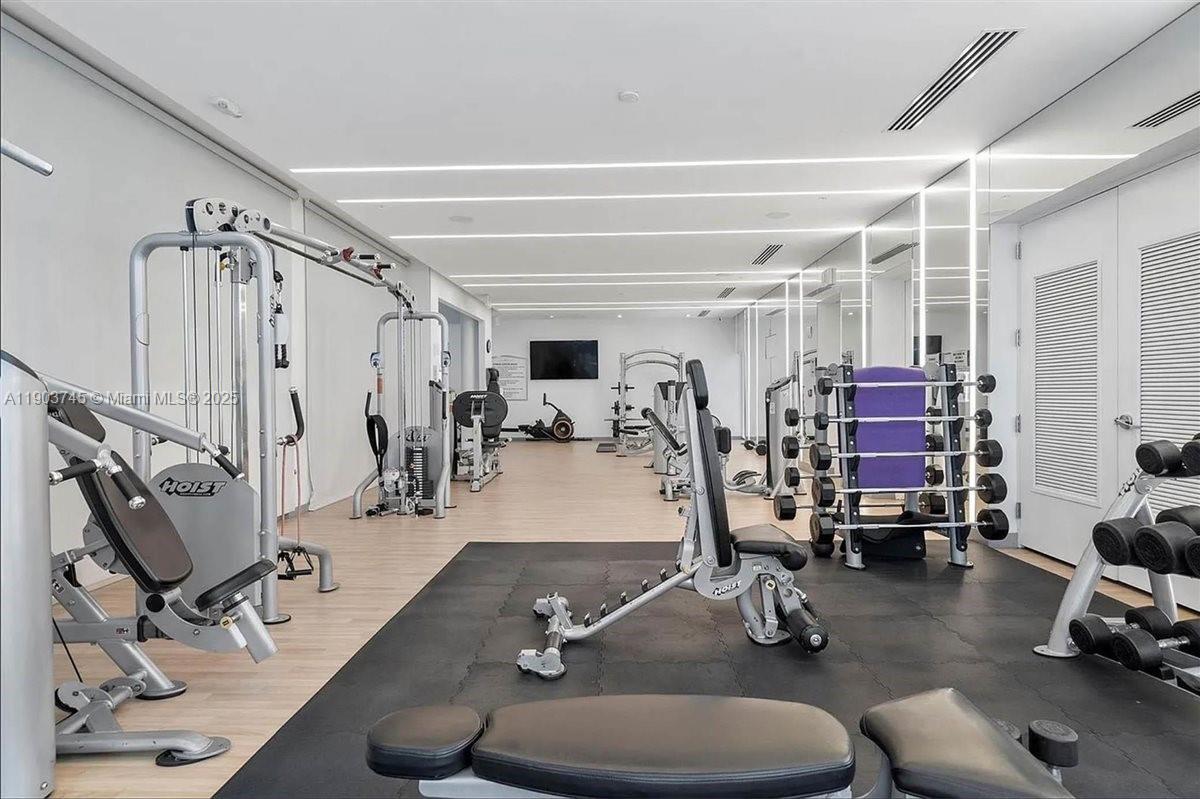 Building Photo - 6611 NW 102nd Path