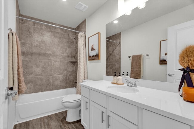 Building Photo - 12803 Fibrae Dr