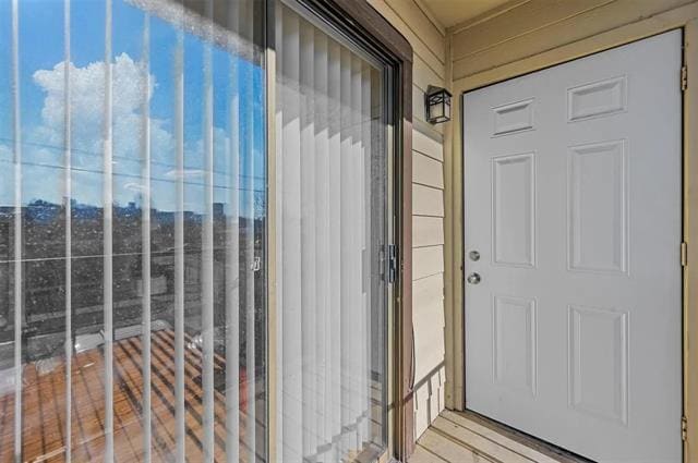 Building Photo - 1810 N Garrett Ave