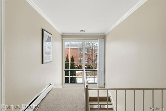 Building Photo - 2400 Parmenter Blvd