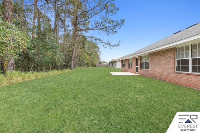 Building Photo - 46 Karat Path