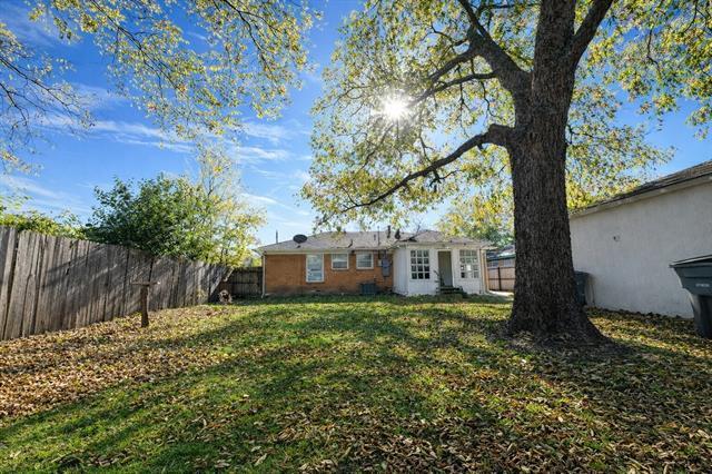 Building Photo - 7803 Seydel St