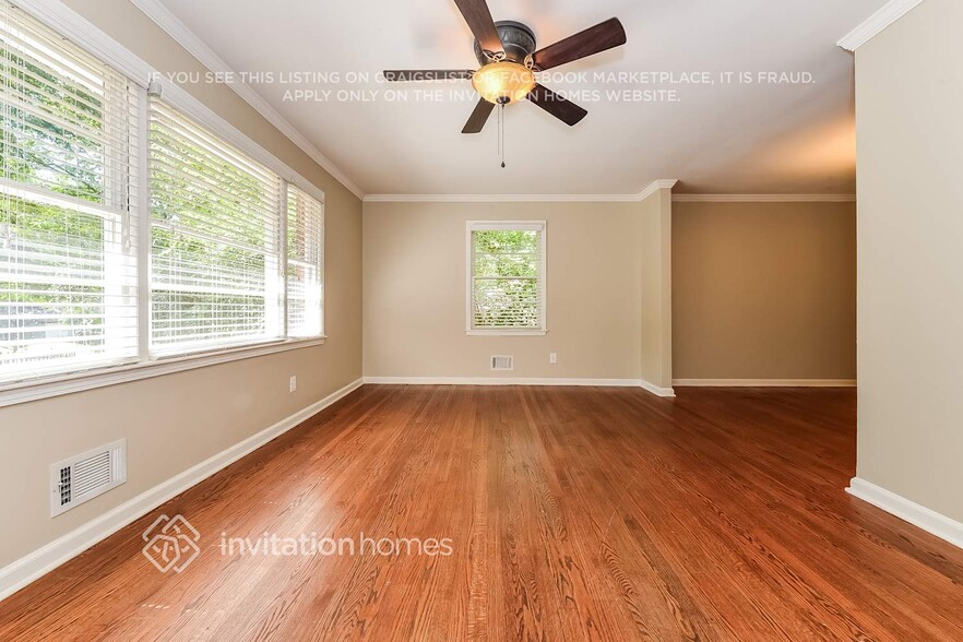 Building Photo - 2725 Rollingwood Ln SE