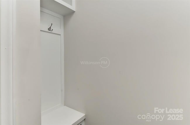 Building Photo - 4104 Armstrong Farm Dr