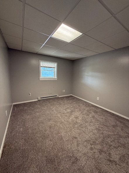 Building Photo - 21260 OH-676