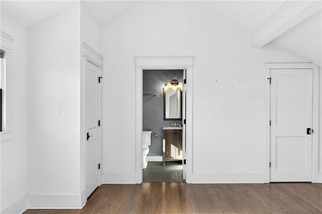 Building Photo - 636 Kennesaw Ave NE