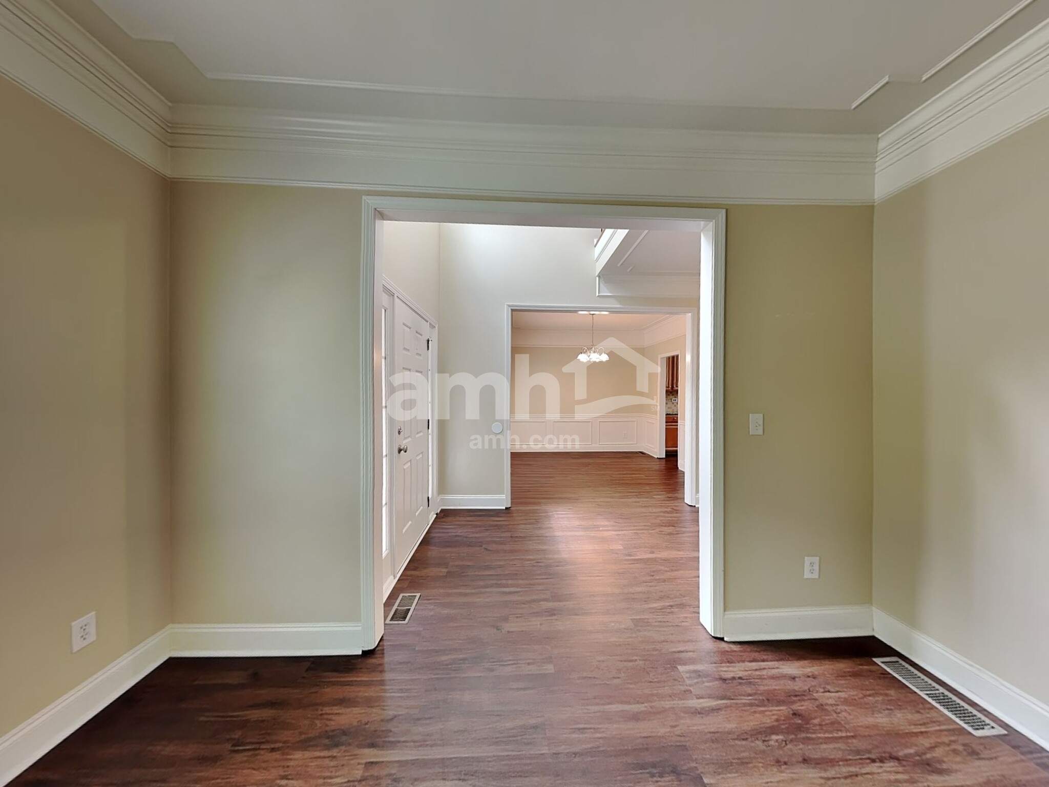 Building Photo - 306 Vinings Vintage Cir
