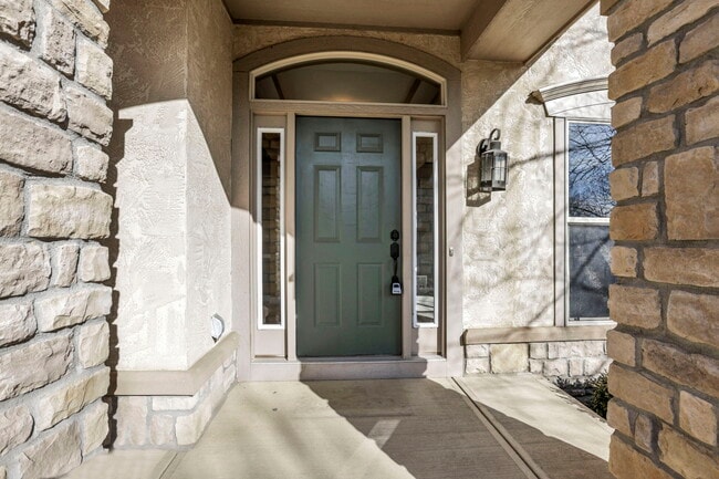 Building Photo - 8006 Caraway Ave