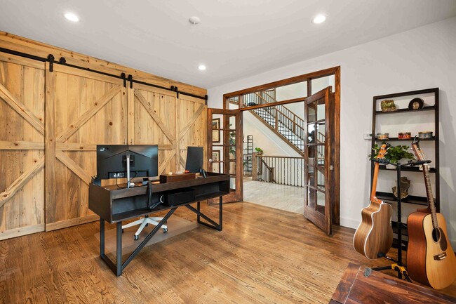 Building Photo - Exquisite Lookout Mountain Estate – Where ...