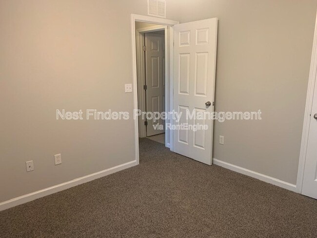 Building Photo - 7091 Stonelion Cir