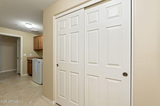 Building Photo - 33575 N Dove Lakes Dr