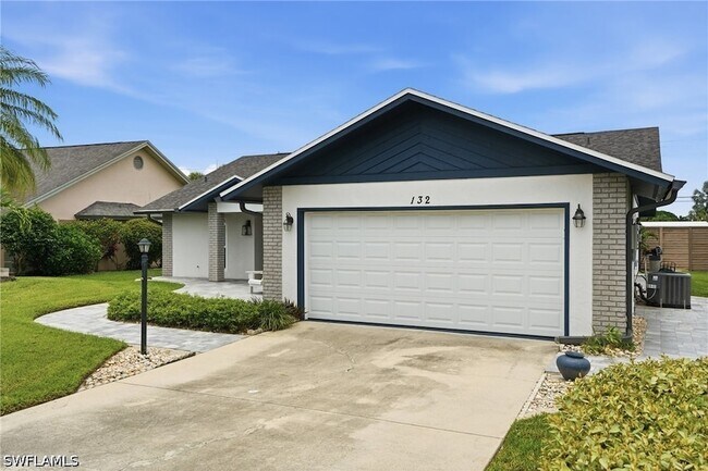 Building Photo - 132 Bordeaux Cir
