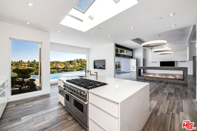 Building Photo - 16457 Westfall Pl