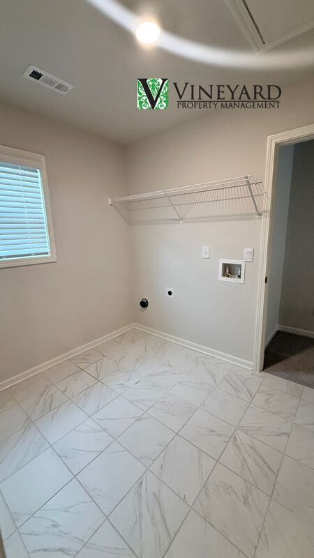 Building Photo - 5295 Blue Mountain Ln